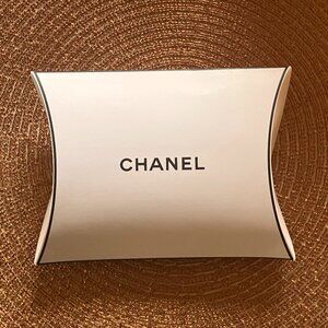 CHANEL Gift Box